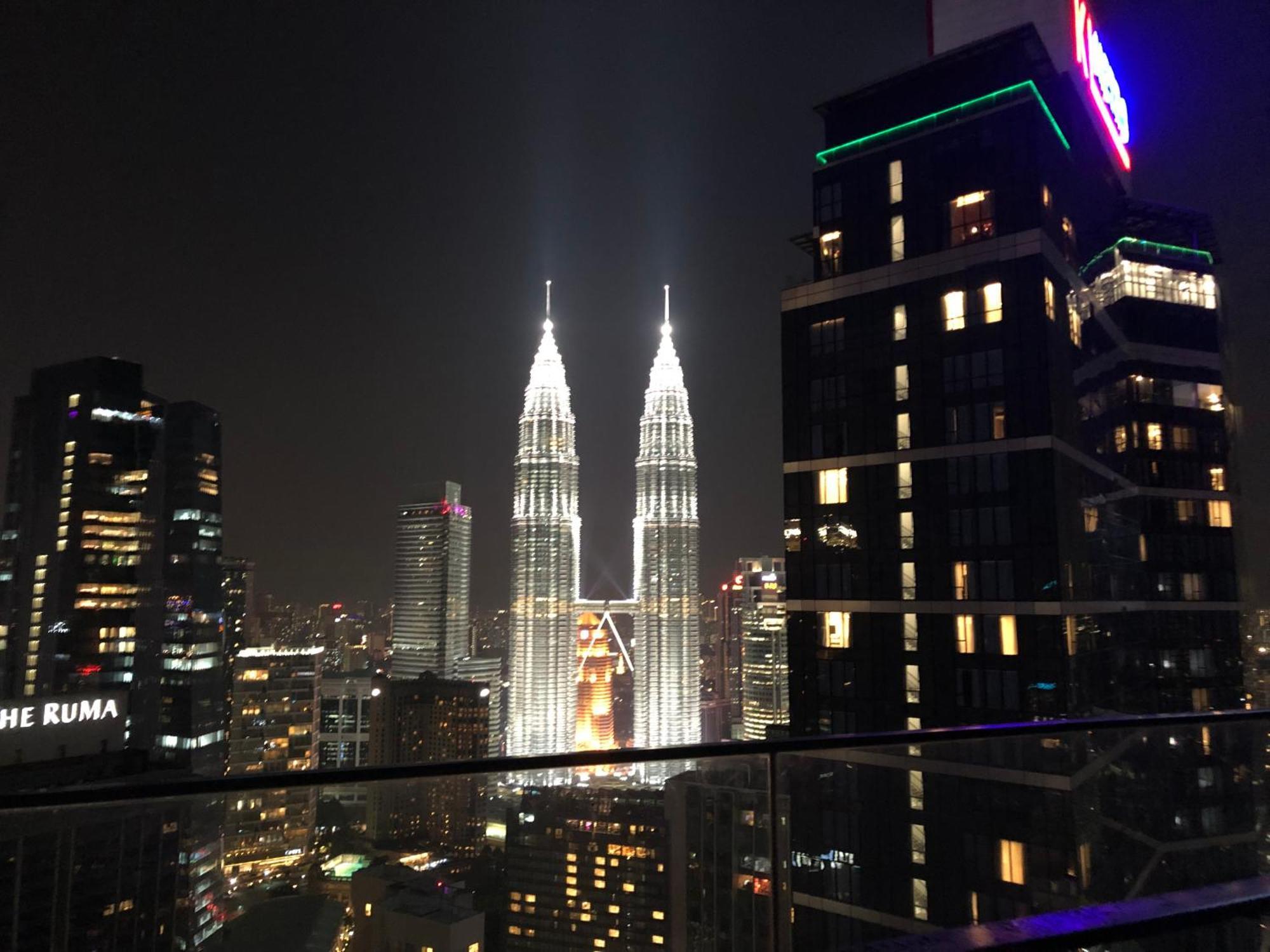 8 Kia Peng Suites Klcc By Luna Kuala Lumpur Exterior foto
