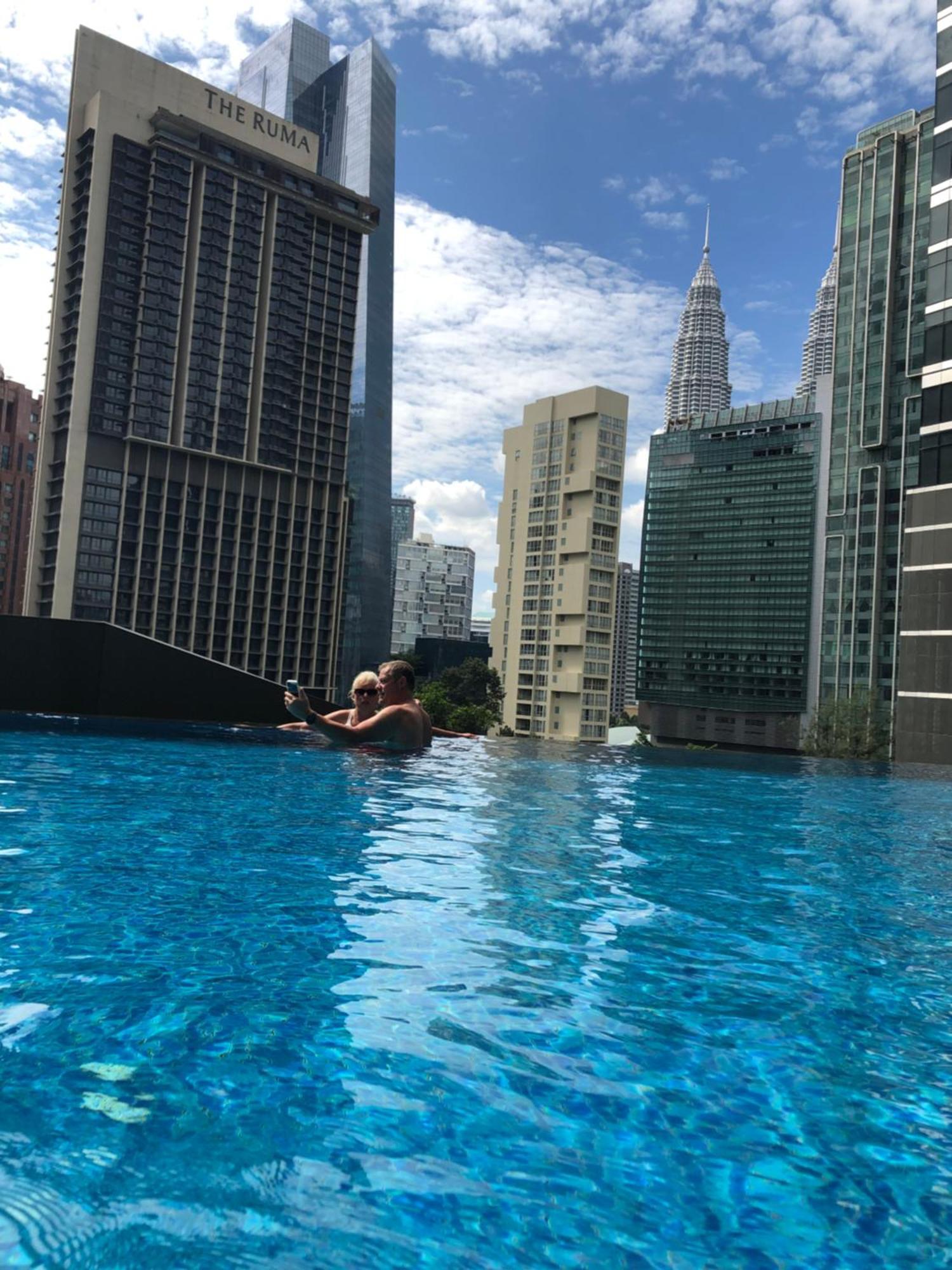 8 Kia Peng Suites Klcc By Luna Kuala Lumpur Exterior foto
